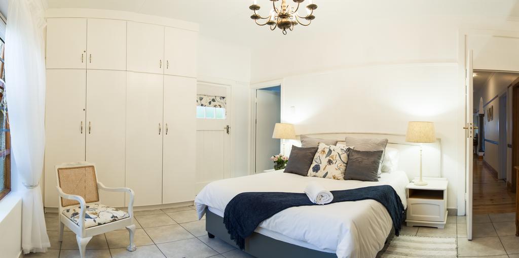 Guest House Ascot Place Port Elizabeth Chambre photo