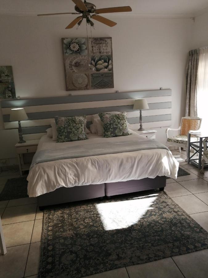 Guest House Ascot Place Port Elizabeth Extérieur photo